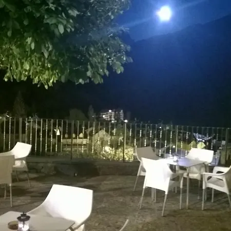 Hotel Vicente *
